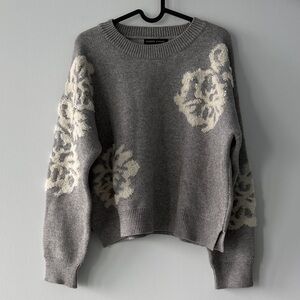 Elegant Gray Floral Sweater